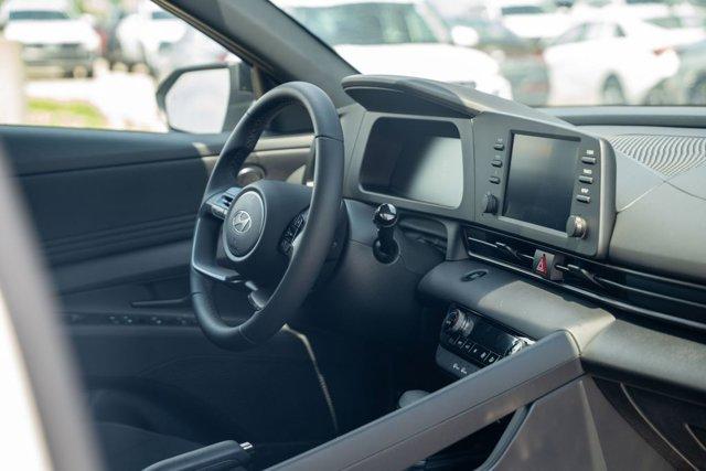 new 2025 Hyundai Elantra car, priced at $21,273