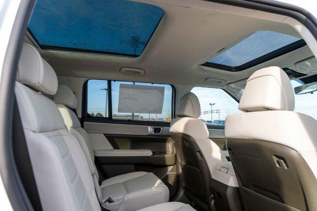 new 2025 Hyundai SANTA FE HEV car, priced at $48,427