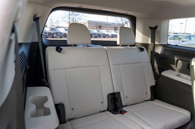 new 2025 Hyundai SANTA FE HEV car, priced at $48,427