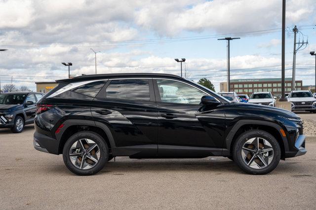 new 2025 Hyundai Tucson car, priced at $31,990