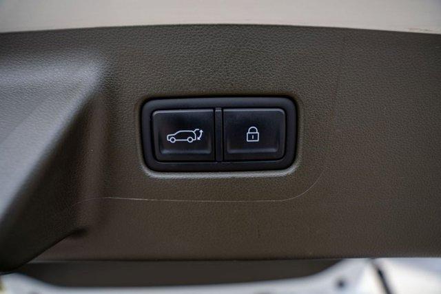 used 2025 Hyundai Santa Fe car, priced at $38,889