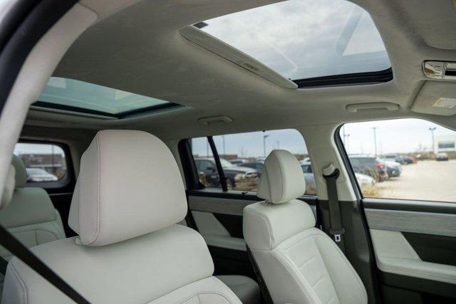 used 2025 Hyundai Santa Fe car, priced at $38,889