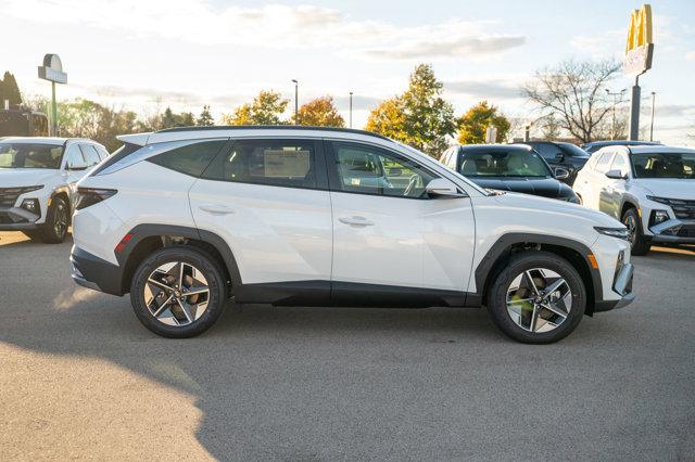 new 2025 Hyundai Tucson car, priced at $33,990