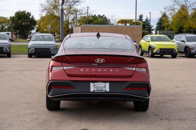 new 2025 Hyundai Elantra car, priced at $21,443