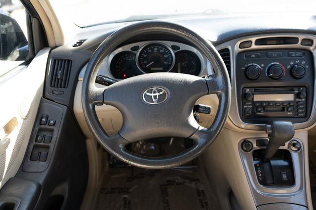 used 2002 Toyota Highlander car, priced at $5,490