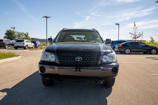 used 2002 Toyota Highlander car, priced at $5,490