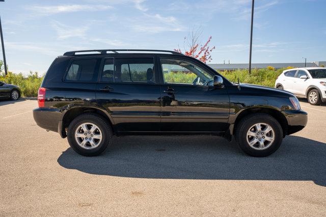 used 2002 Toyota Highlander car, priced at $5,490