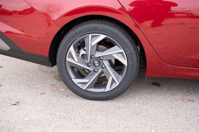 new 2025 Hyundai Elantra car, priced at $22,021