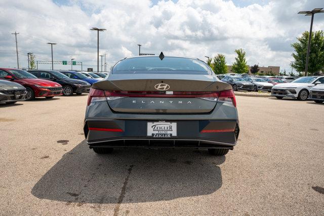 new 2024 Hyundai Elantra car, priced at $27,005