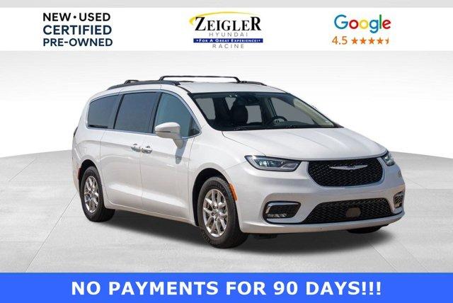 used 2022 Chrysler Pacifica car, priced at $20,495