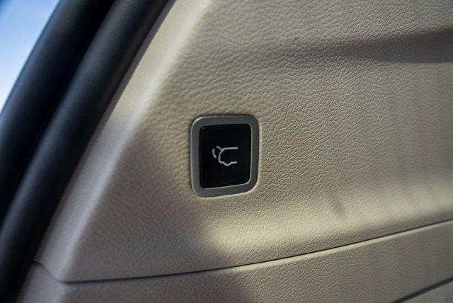 used 2022 Chrysler Pacifica car, priced at $20,495
