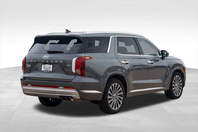 used 2024 Hyundai Palisade car, priced at $38,990