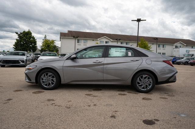 new 2024 Hyundai Elantra car, priced at $25,260