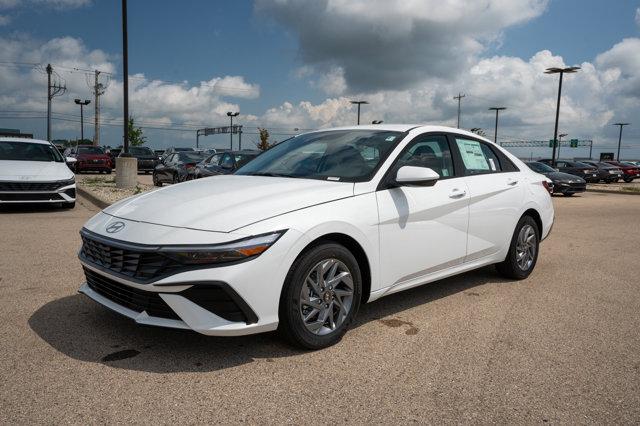 new 2024 Hyundai Elantra car, priced at $25,690