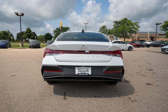 new 2024 Hyundai Elantra car, priced at $25,690