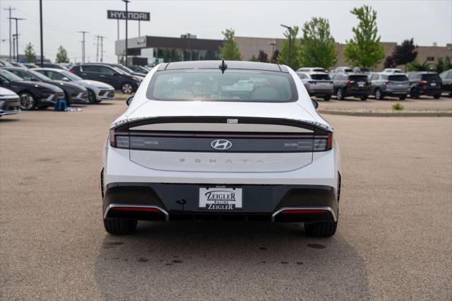 new 2025 Hyundai Sonata car, priced at $32,130
