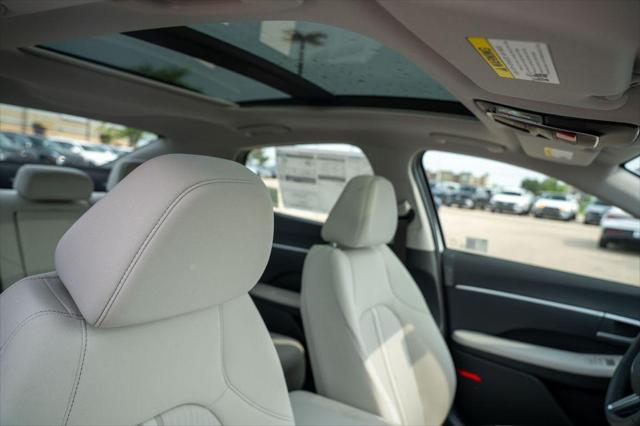 new 2025 Hyundai Sonata car, priced at $32,130