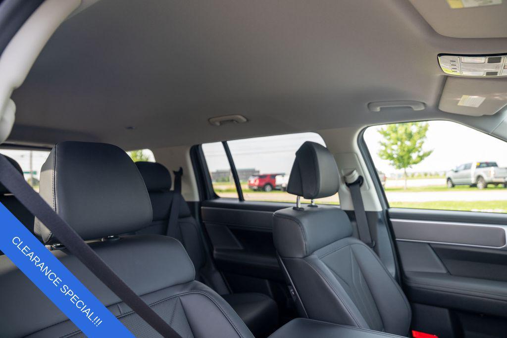 used 2025 Hyundai Santa Fe car, priced at $32,484