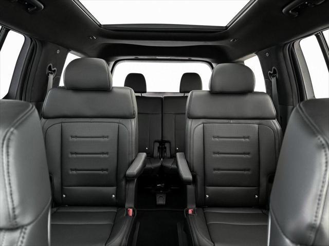 new 2025 Hyundai Santa Fe car, priced at $51,664