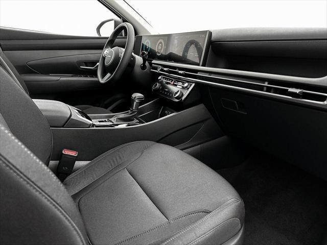 new 2025 Hyundai Tucson car, priced at $33,084