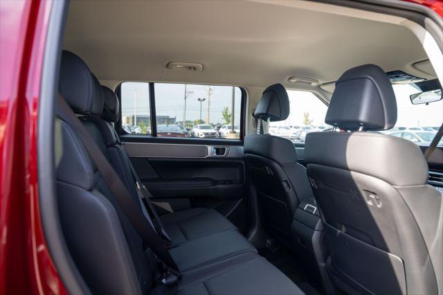 used 2025 Hyundai Santa Fe car, priced at $35,400