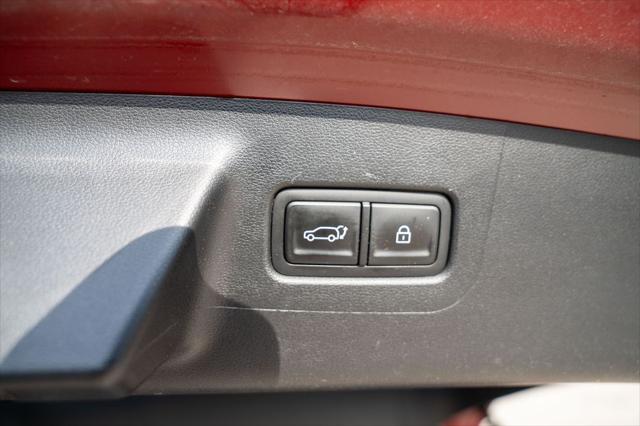 used 2025 Hyundai Santa Fe car, priced at $35,400