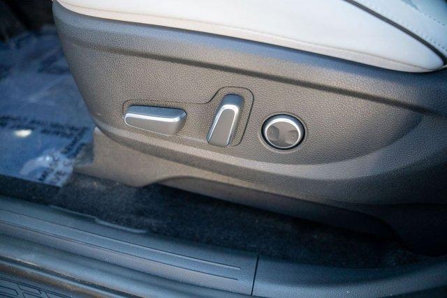 used 2025 Hyundai Palisade car, priced at $38,268