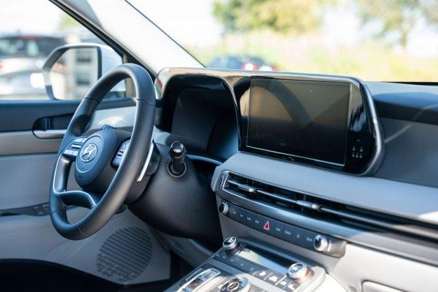 used 2025 Hyundai Palisade car, priced at $38,268