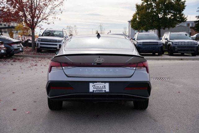 new 2025 Hyundai Elantra car, priced at $21,000