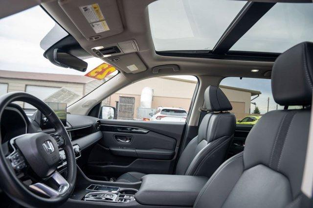 used 2023 Honda Pilot car, priced at $40,976