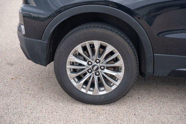used 2024 Cadillac XT4 car, priced at $33,194