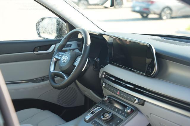 used 2025 Hyundai Palisade car, priced at $41,062