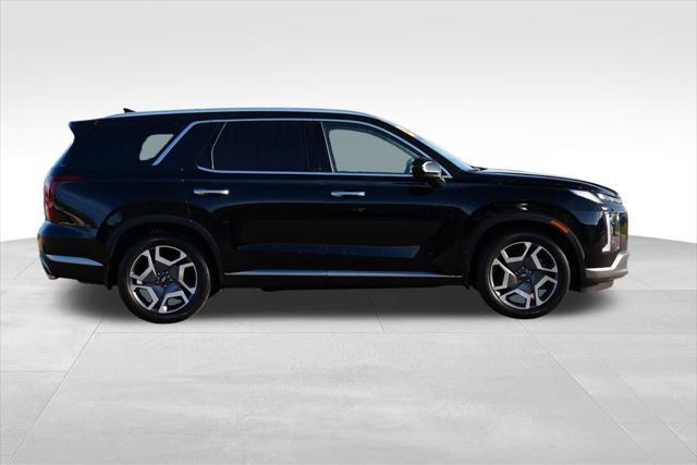 used 2025 Hyundai Palisade car, priced at $41,062