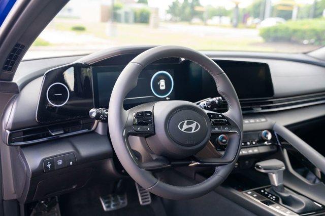 new 2025 Hyundai Elantra car, priced at $21,973