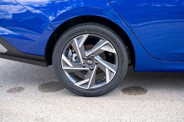 new 2025 Hyundai Elantra car, priced at $21,973