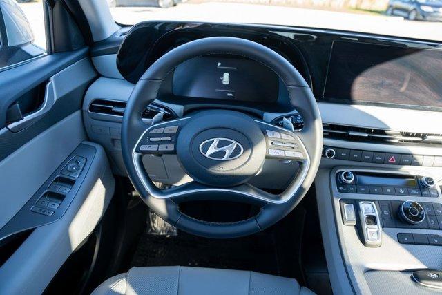 used 2025 Hyundai Palisade car, priced at $37,999