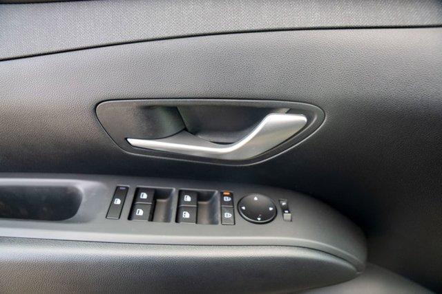 new 2025 Hyundai TUCSON Hybrid car, priced at $36,634