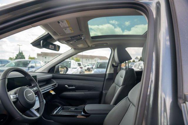 new 2025 Hyundai TUCSON Hybrid car, priced at $36,634