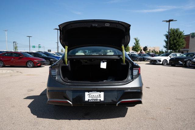 new 2024 Hyundai Sonata Hybrid car, priced at $37,885