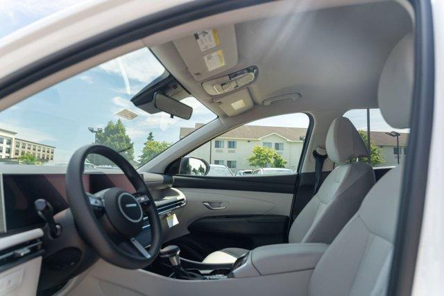 new 2025 Hyundai Tucson car, priced at $33,240