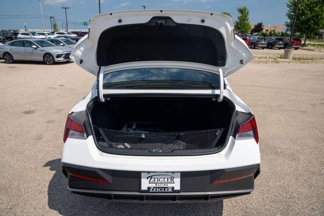 new 2025 Hyundai Elantra car, priced at $25,365