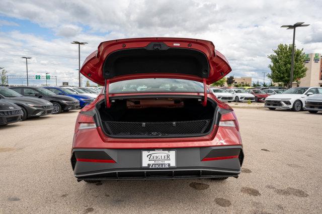 new 2024 Hyundai Elantra car, priced at $25,220