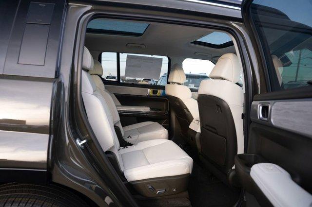 new 2025 Hyundai Santa Fe car, priced at $46,366