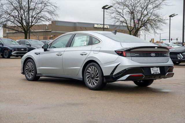 new 2025 Hyundai Sonata Hybrid car, priced at $31,190