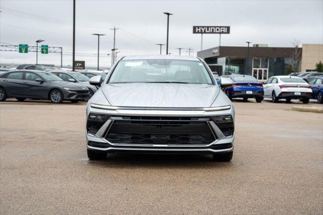 new 2025 Hyundai Sonata Hybrid car, priced at $31,190