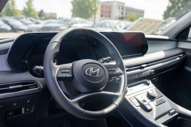 used 2025 Hyundai Palisade car, priced at $37,998