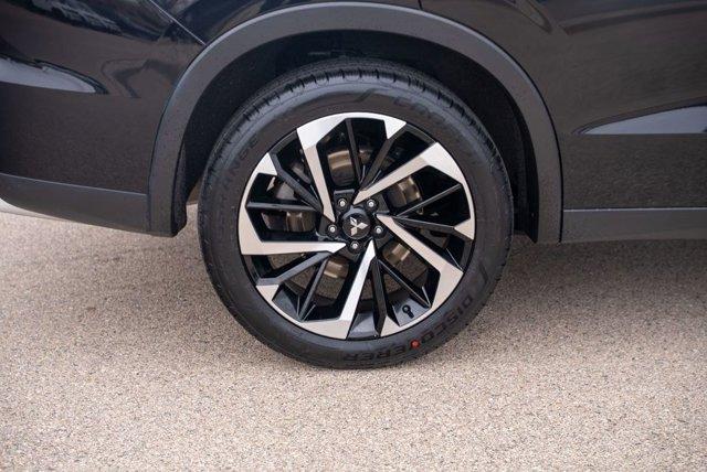 used 2023 Mitsubishi Outlander car, priced at $21,604