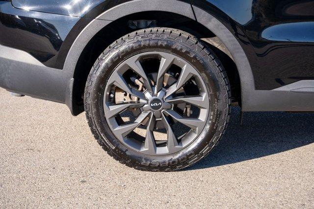 used 2022 Kia Sorento car, priced at $24,381