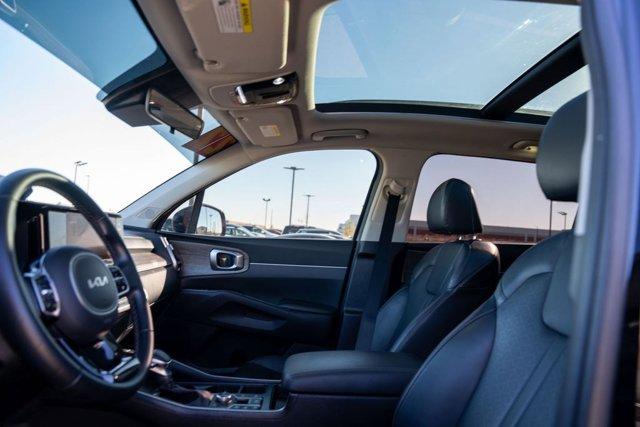 used 2022 Kia Sorento car, priced at $24,381