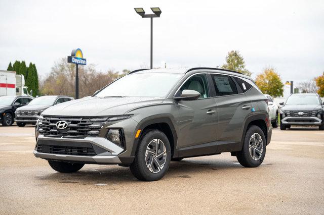 new 2025 Hyundai Tucson Hybrid car, priced at $34,995